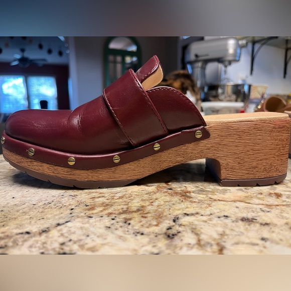 Dr Scholl’s Classic Clog - Picture 3 of 5